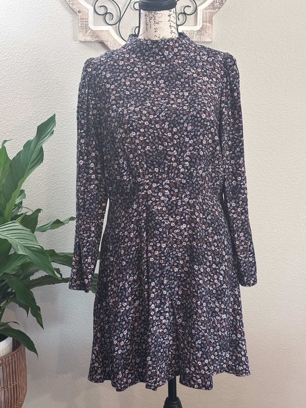 LOFT Black Long-Sleeve Floral Fit-and-Flare Dress